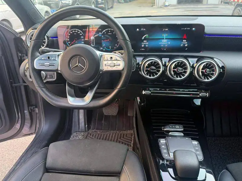 Mercedes-Benz A-Class 2022 A 200 L Sports Sedan Fashion Edition — 15