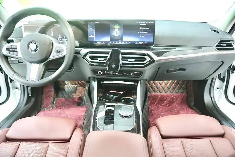 BMW 3 Series 2023 325Li M Sport Package — 7