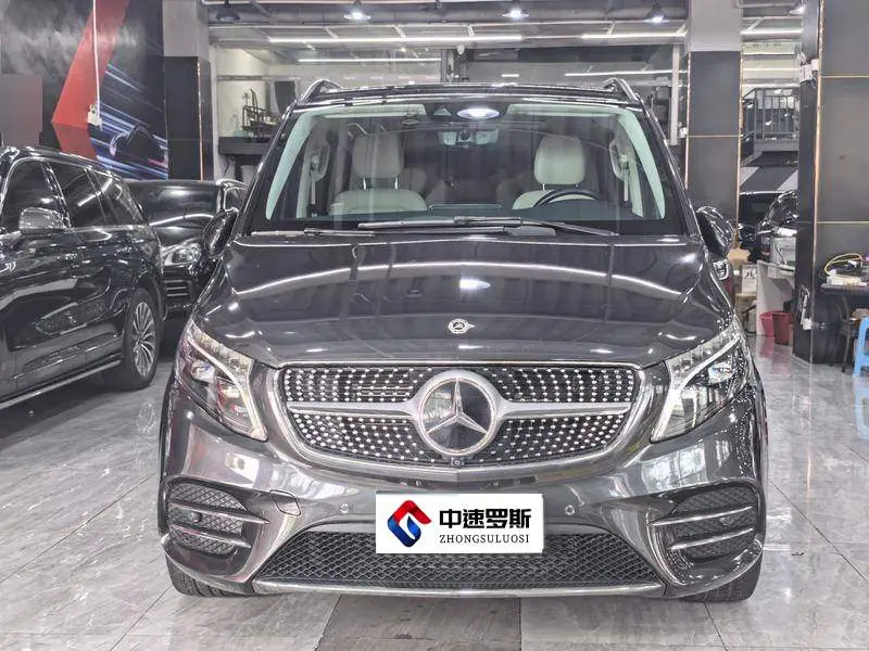 Mercedes-Benz V-Class 2022 V 260 L Long Wheelbase Luxury Edition — 2