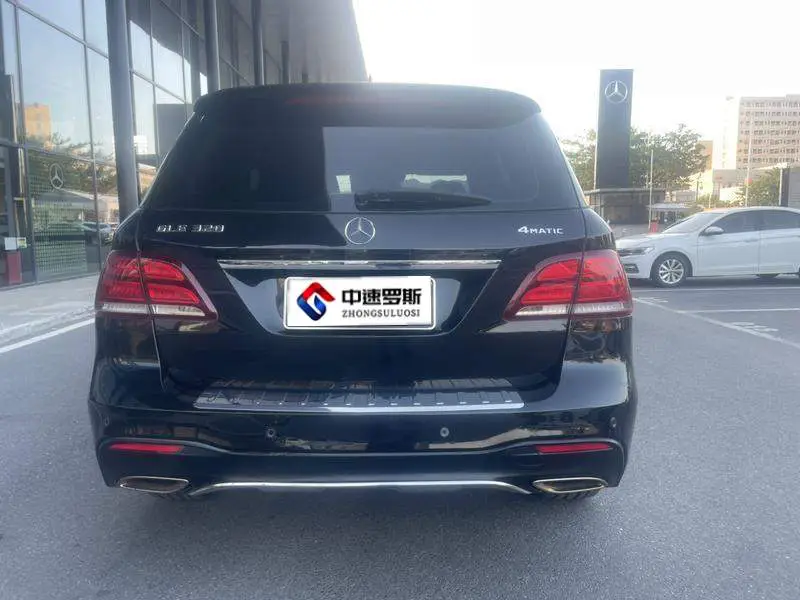Mercedes-Benz GLE 2018 GLE 320 4MATIC Dynamic Collector's Edition — 5