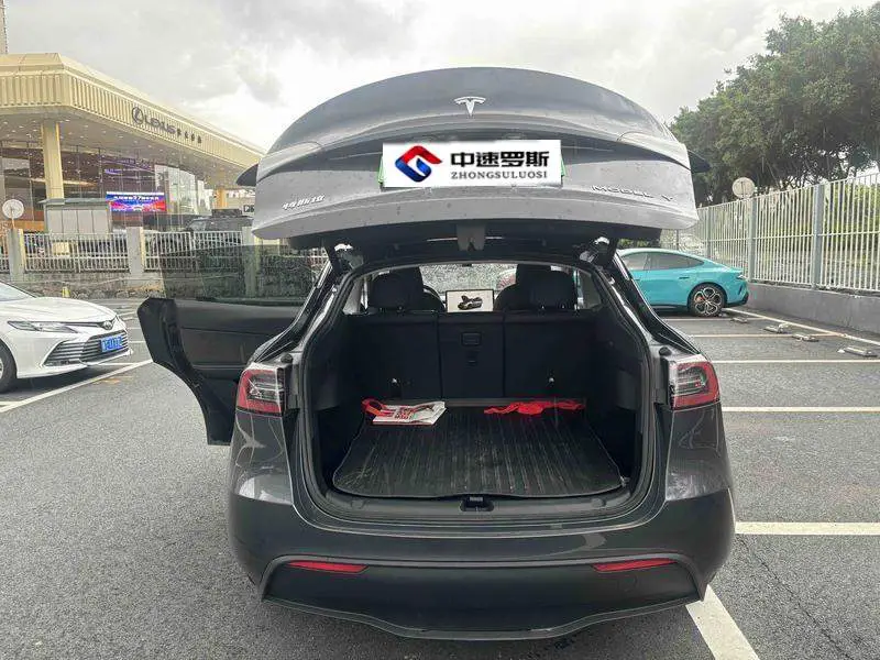 Model Y 2024 rear-wheel drive version — 9