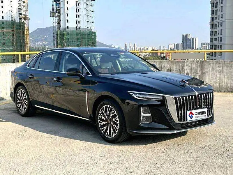 Hongqi H5 2023 2.0T Automatic Intelligent Connection Flagship Edition — 3