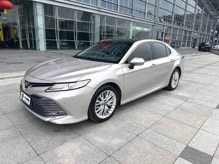 Camry 2018 2.5G Deluxe Edition — 9