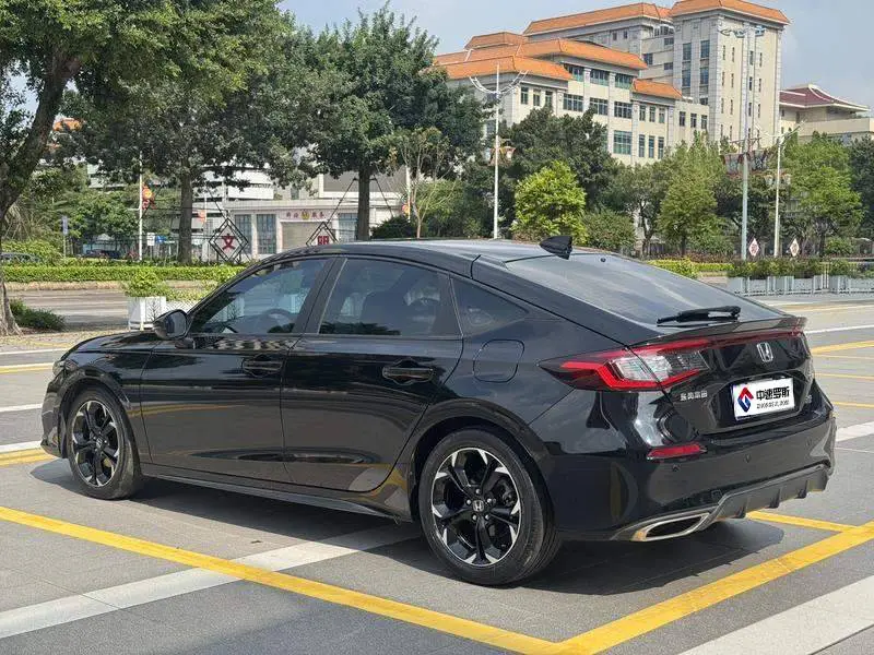 Civic 2023 HATCHBACK 240TURBO CVT Extreme Edition — 4
