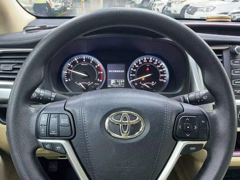 Highlander 2015 2.0T 4WD Elite Edition 7 Seaters — 17