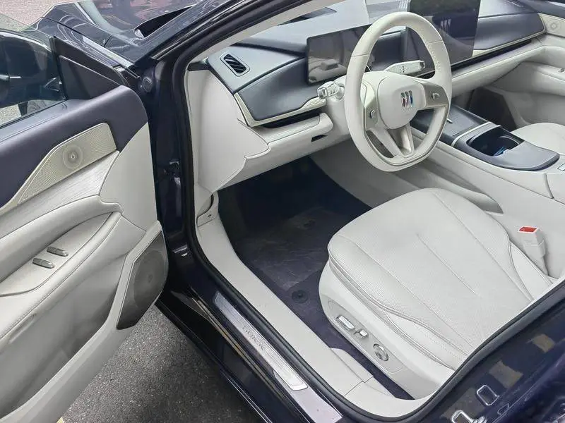 Buick L7 2025 Avenir — 9