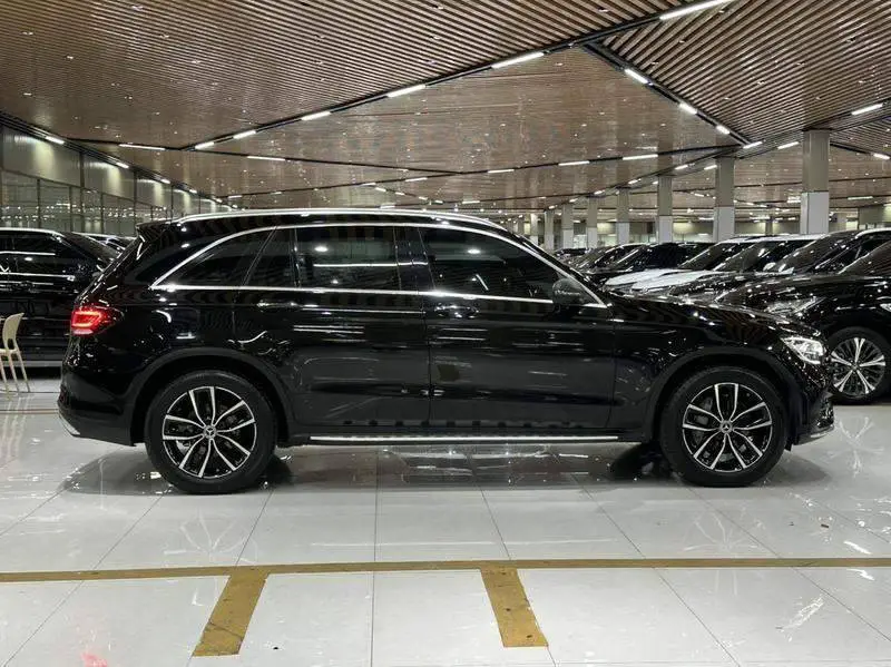 Mercedes-Benz GLC 2021 GLC 300 L 4MATIC Dynamic — 8