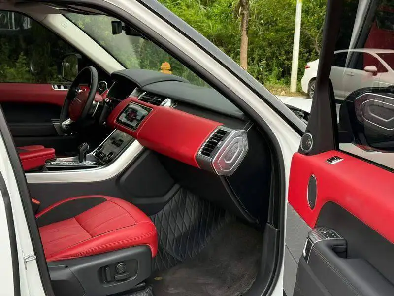 Range Rover Sport 2021 3.0 L6 Black Edition — 6