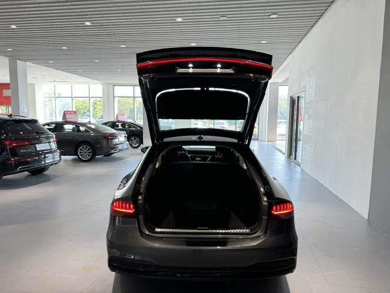 Audi A7 2024 45 TFSI Premium Edition — 20