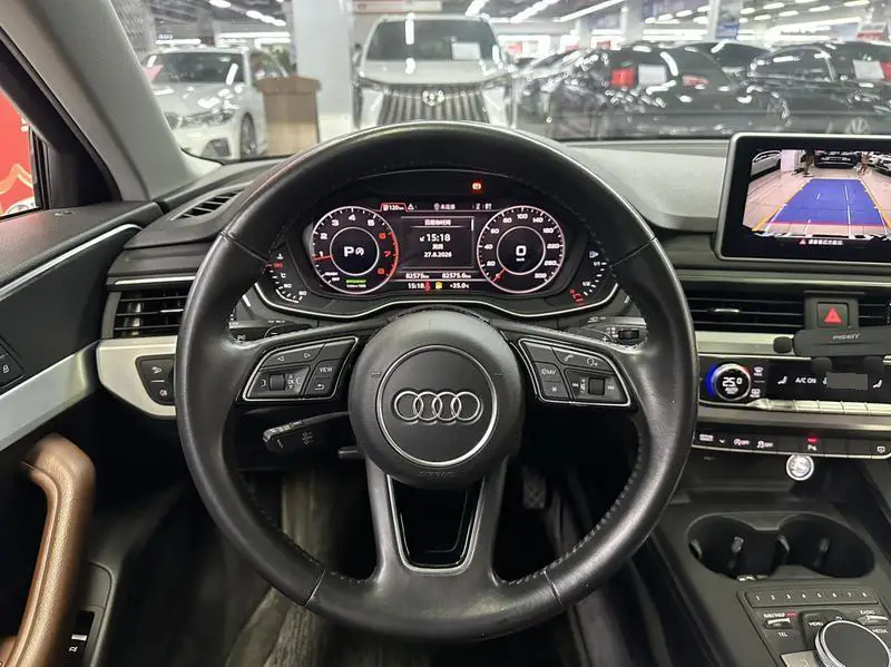 Audi A4L 2018 30th Anniversary Model 40 TFSI Fashion Model — 15