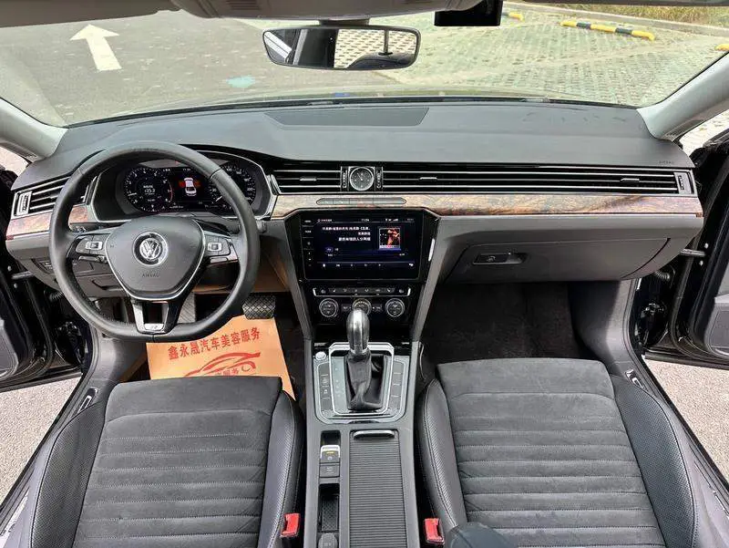 Magotan 2018 330TSI DSG Premium Edition — 16