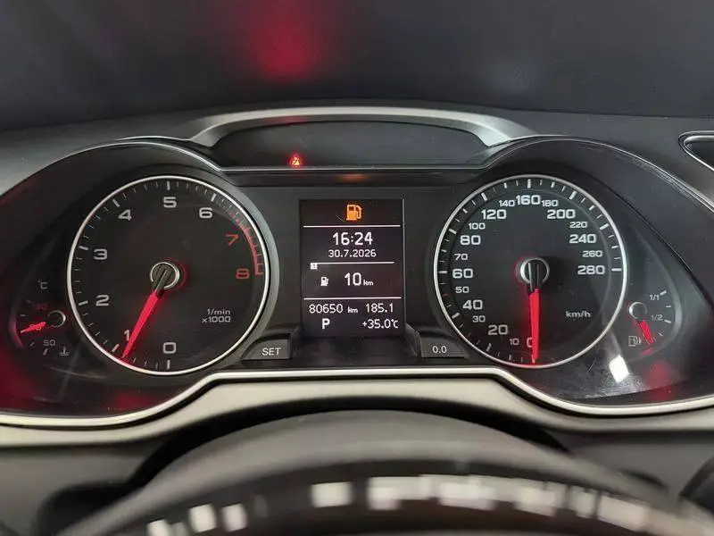 Audi A4L 2016 35 TFSI Collector's Edition Automatic Standard Model — 7