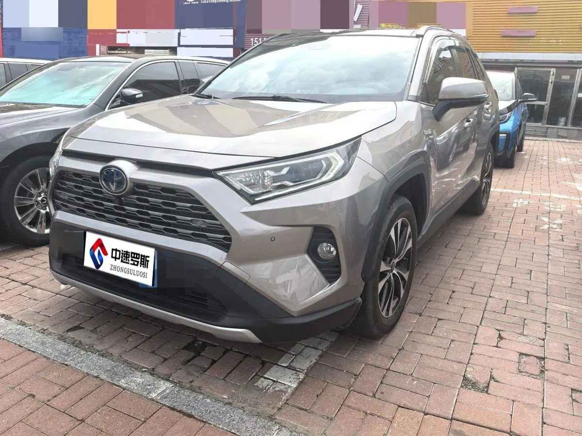 RAV4 Rongfang 2020 Hybrid 2.5L E-CVT 4WD Flagship Edition — 7