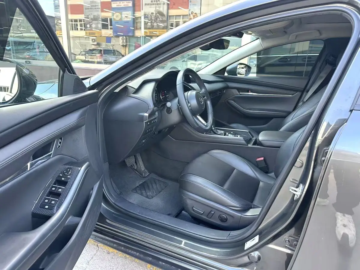 Mazda 3 Angkesaila 2022 2.0L Automatic Quality Edition — 10