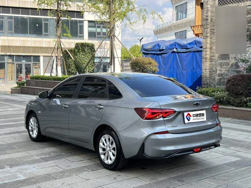 Cruze 2023 1.5L Dual Clutch Enjoy Edition — 4