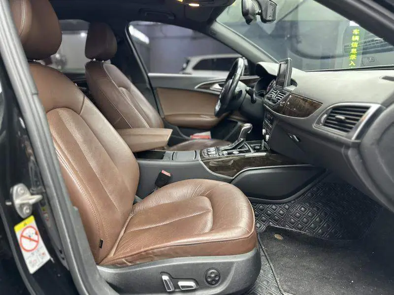 Audi A6L 2018 30th Anniversary Model 45 TFSI quattro Sports — 11