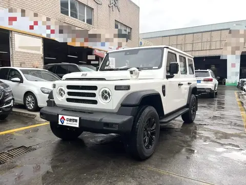 212 T01 2024 2.0T Explorer