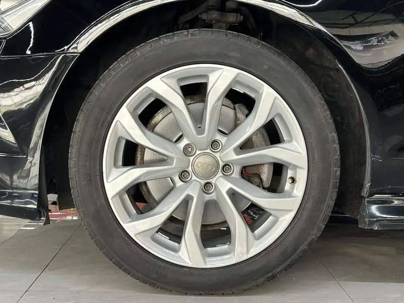Audi A6L 2018 30th Anniversary Model 35 TFSI Fashion Model — 6