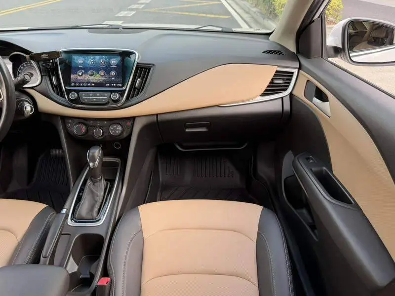 Cruze 2021 320 Automatic Enjoy Sunroof Edition — 8