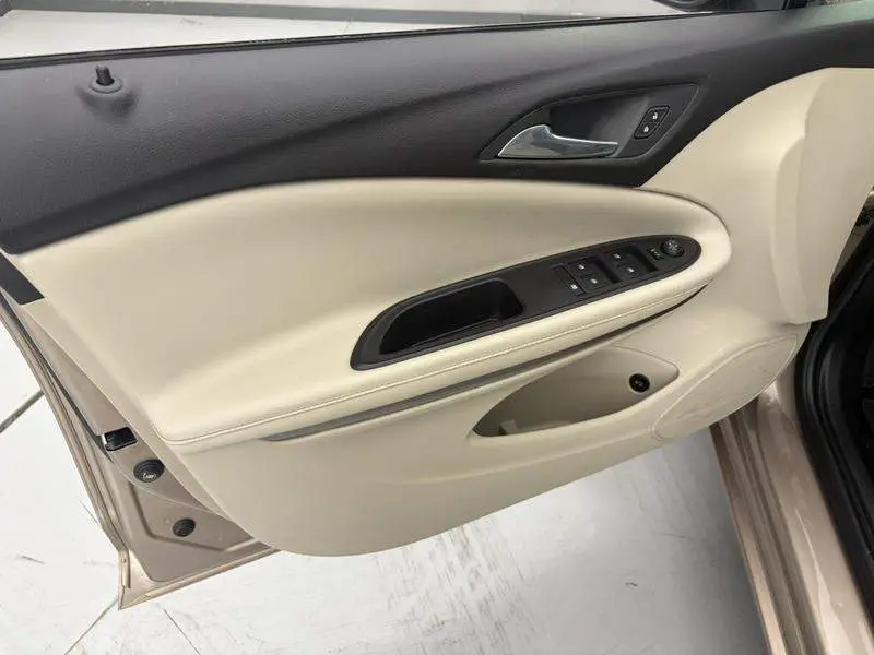 Valeant 2019 Sedan 15S Automatic Leading Model — 13