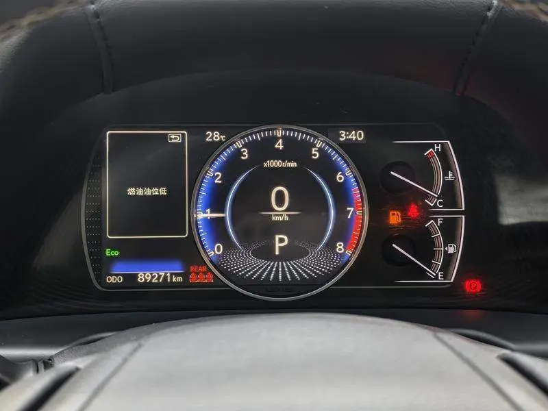 Lexus ES 2018 200 Excellence Edition National V — 8