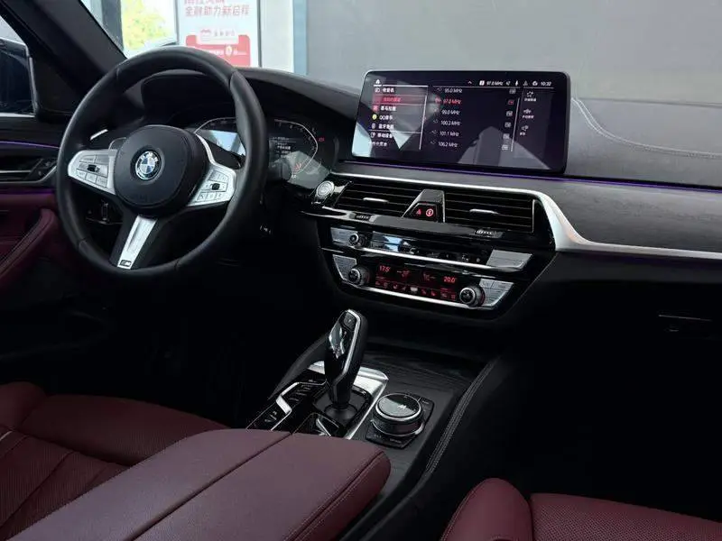 BMW 5 Series 2023 530Li Premium M Sport Package — 9