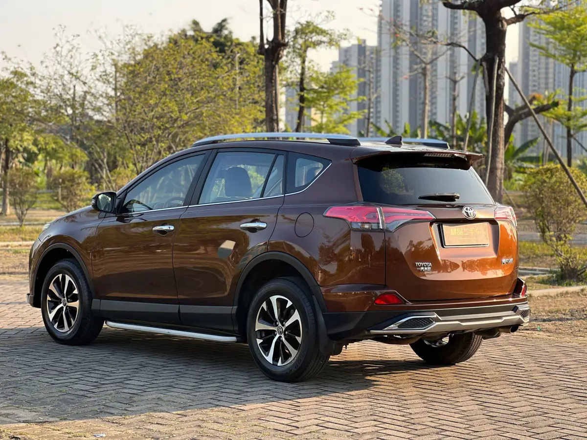 RAV4 Rongfang 2016 2.0L CVT 2WD Zhishang Edition National V — 4