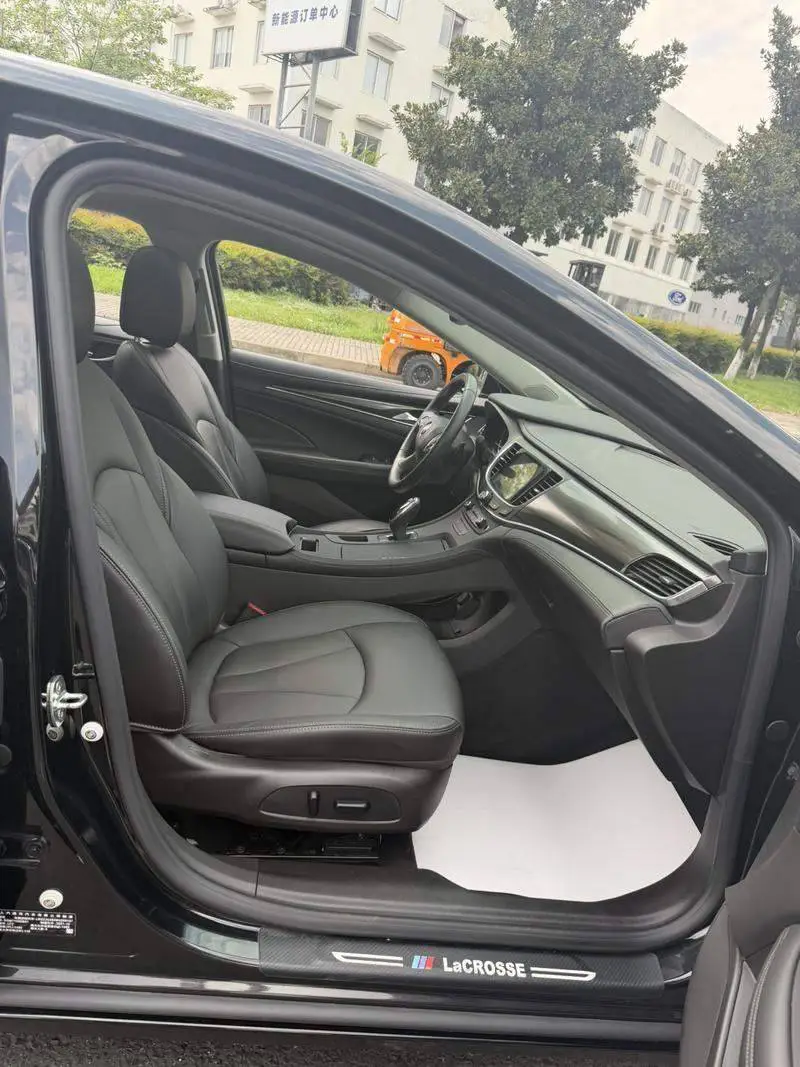 LaCrosse 2021 552T Luxury — 12