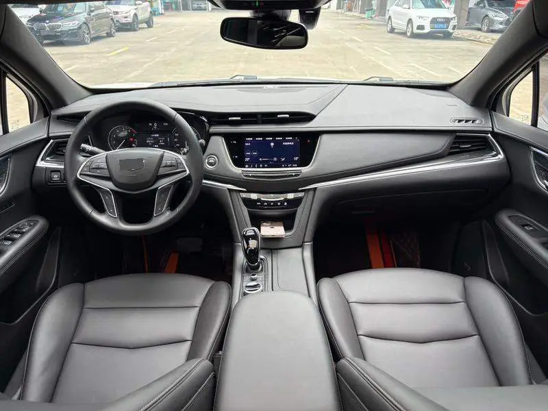 Cadillac XT5 2022 2.0T 2WD Luxury Model — 6