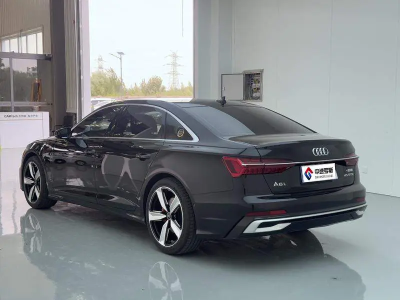 Audi A6L 2023 40 TFSI Luxury Elegance — 5