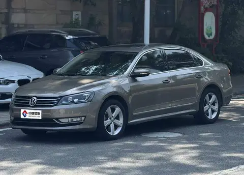 Passat 2011 1.8TSI DSG Royal Edition
