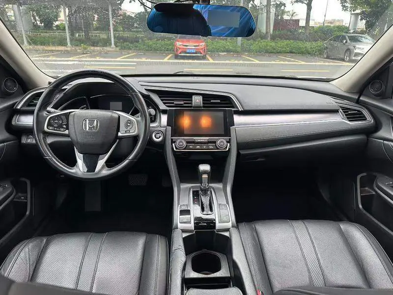 Civic 2016 220TURBO CVT Premium Edition — 7