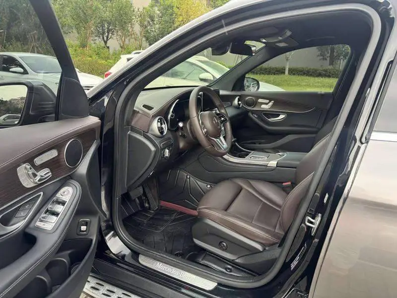 Mercedes-Benz GLC 2022 GLC 300 L 4MATIC Dynamic Collector's Edition — 8