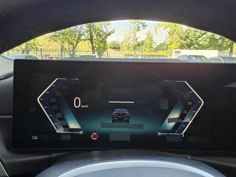 BMW i3 2023 eDrive 40 L Night Sport Package — 11
