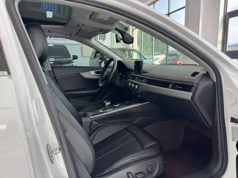 Audi A4L 2017 Plus 40 TFSI Progressive — 9