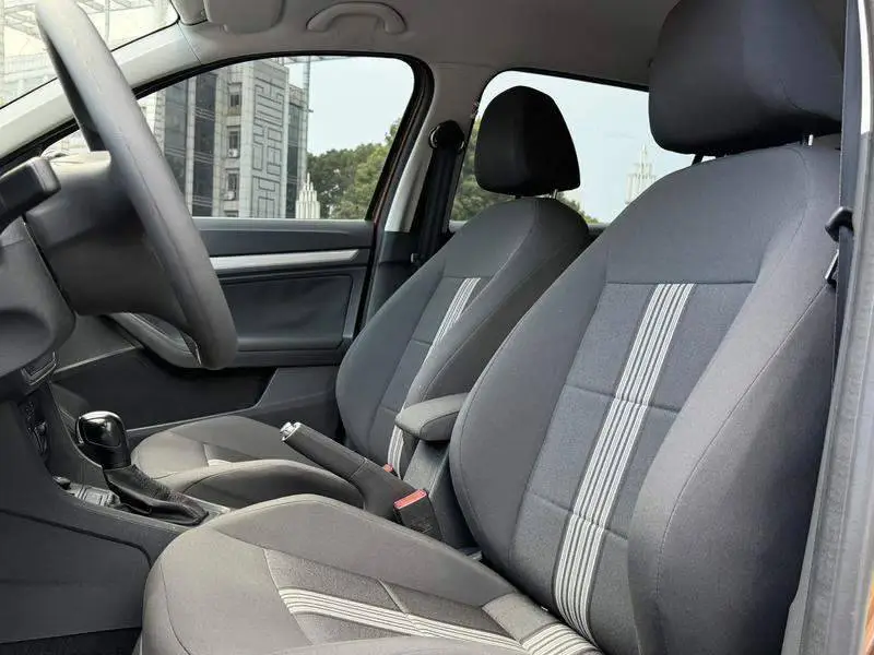 Langxing 2015 1.6L Automatic Fashion Edition — 12