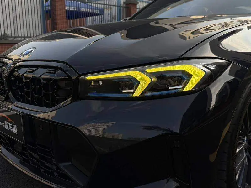 BMW 3 Series 2023 330Li M Sport Night Edition — 7