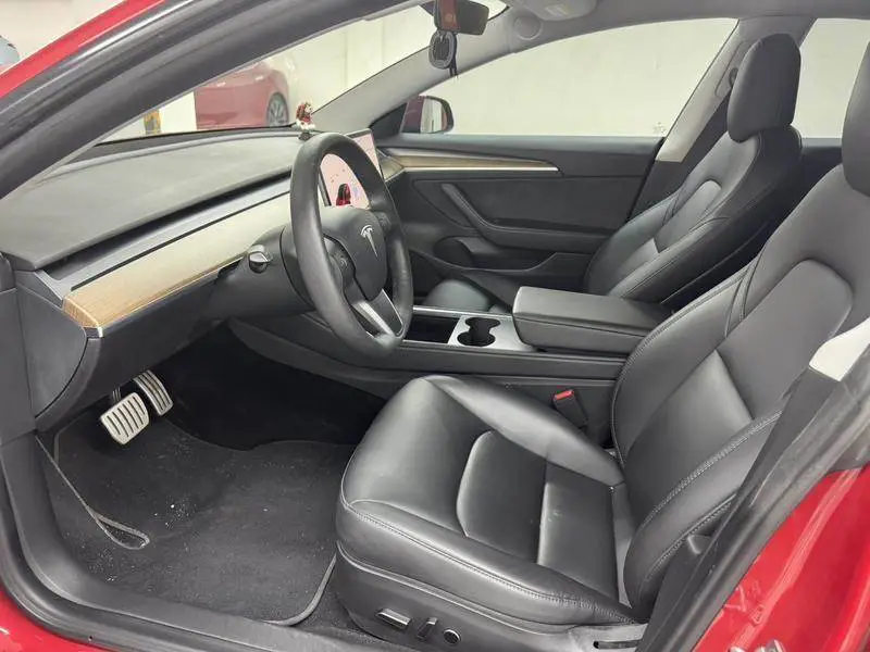 Model 3 2021 Performance All-Wheel Drive — 8