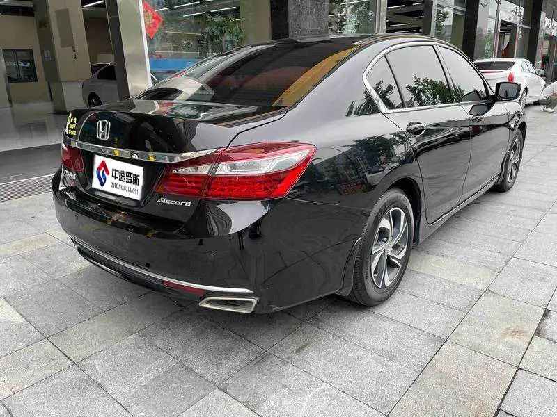 Accord 2016 2.0L Elite Edition — 3