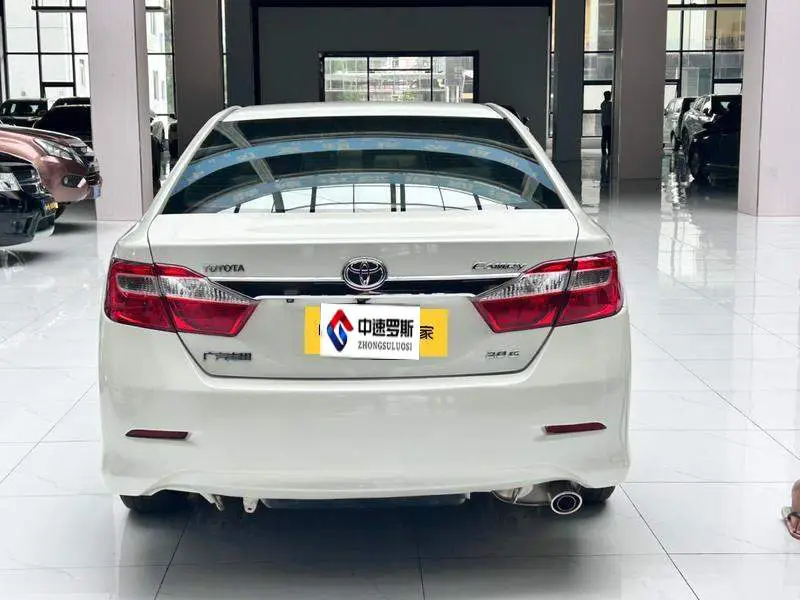 Camry 2012 2.0G Deluxe Edition — 5