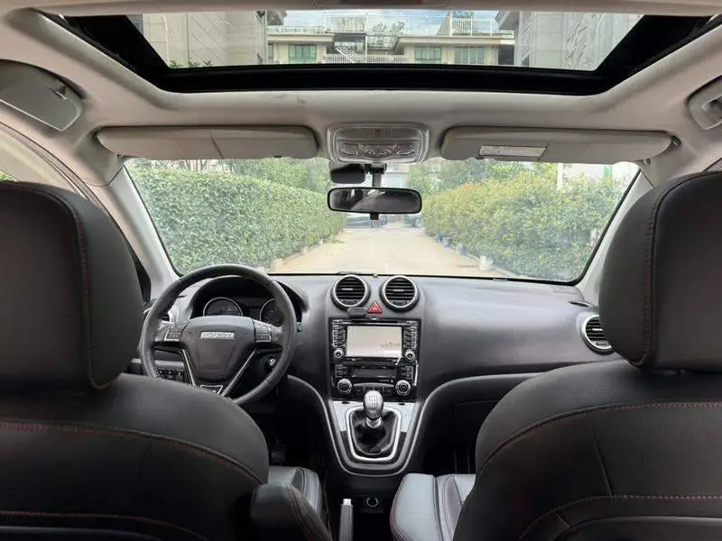 Haval H6 2016 upgraded version 1.5T manual two-wheel drive elite model — 8