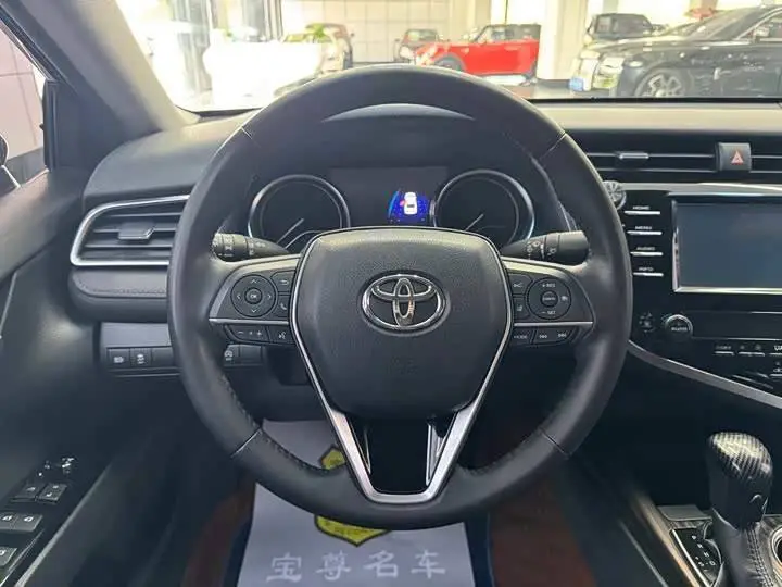 Camry 2018 2.0G Deluxe Edition — 4