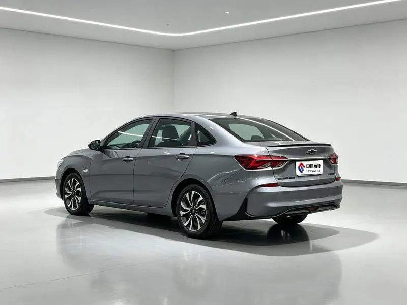Cruze  2020 Mild Hybrid RS 330T Automatic Edition — 4