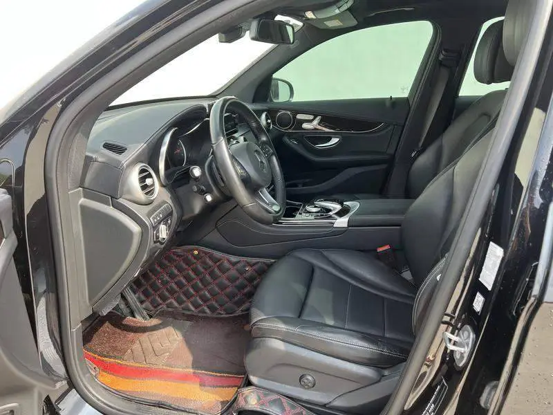 Mercedes-Benz GLC 2019 GLC 260 L 4MATIC Dynamic — 15