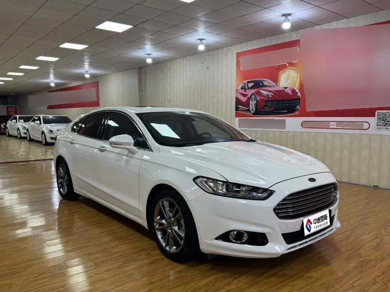 Mondeo 2013 2.0L GTDi240 luxury sports model — 3