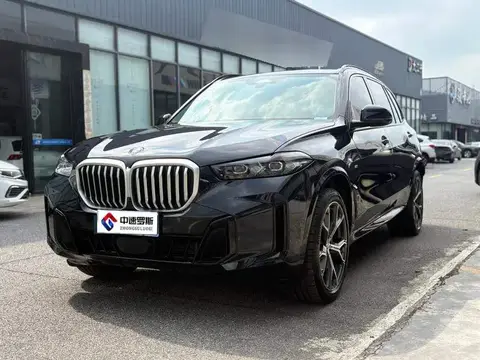BMW X5 2023 xDrive 30Li M Sport Package