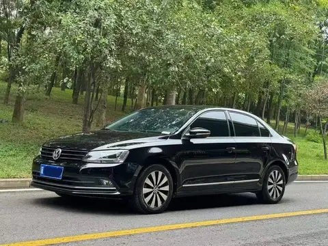 Sagitar 2018 180TSI DSG Premium Edition