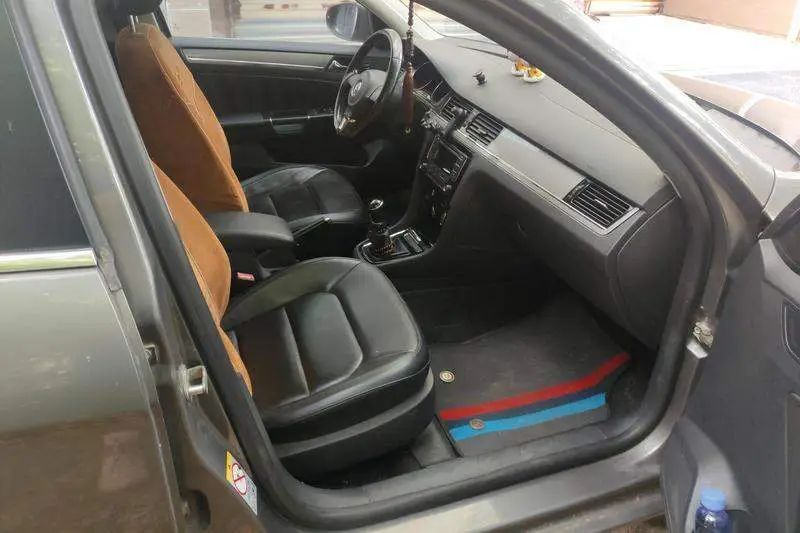 Bora 2013 1.6L Manual Comfort — 8