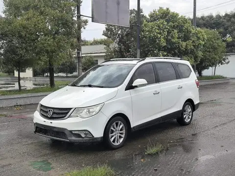 Baojun 730 2014 1.5L Manual Luxury 7 Seater