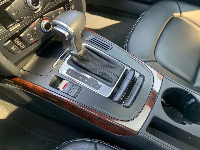 Audi A4L 2013 35 TFSI Automatic Comfort — 17
